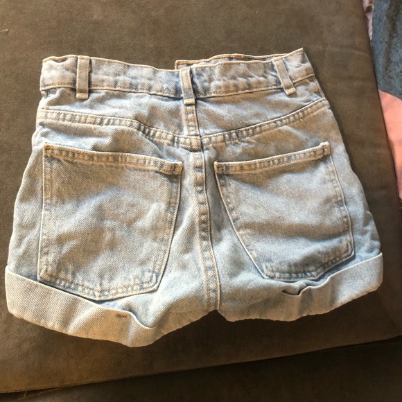 Rare American Apparel High Waisted/Mom shorts - Picture 3 of 3
